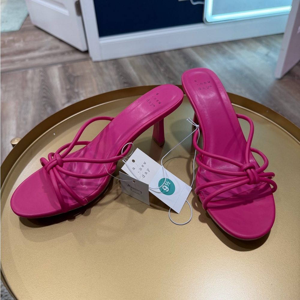 A New Day Pink Bow Women's Heels